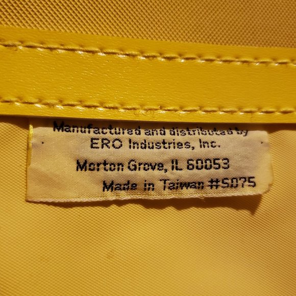 ERO Industries Sesame Street Full Zip Luggage Suitcase Multi-color OS Pre-owned - Picture 10 of 14